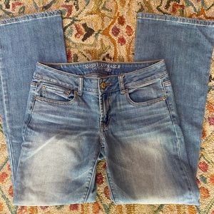 American Eagle Bootcut Jeans (BOYFRIEND)